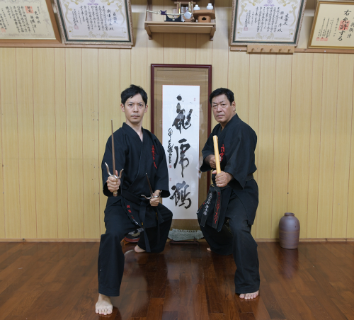 国際上地流空手道・琉球古武道 與儀會館 沖縄総本部